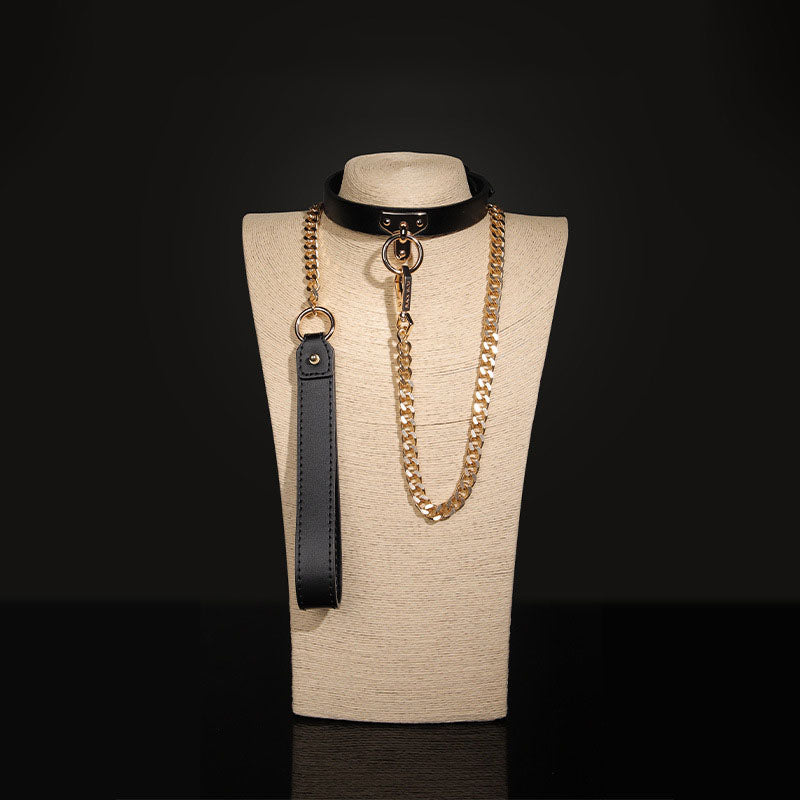 Collars with chains in various styles
