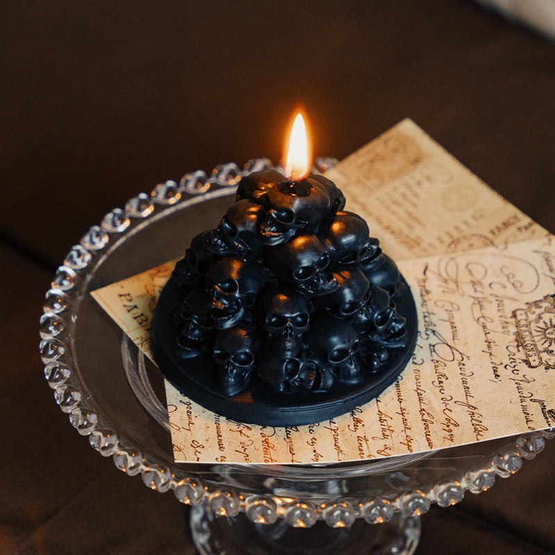 Skull tower low temperature candle