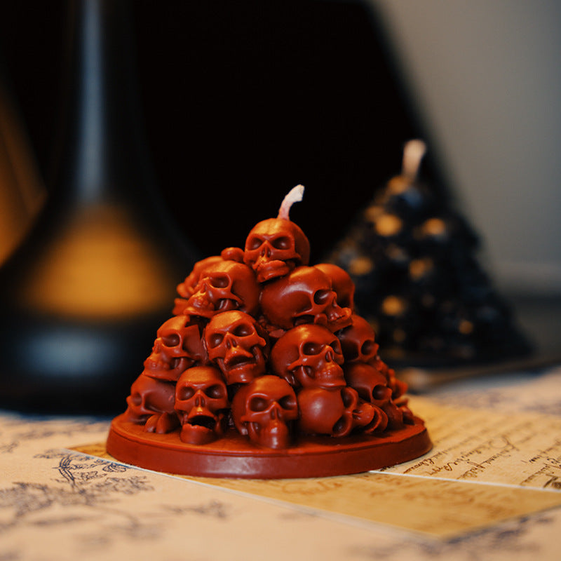 Skull tower low temperature candle