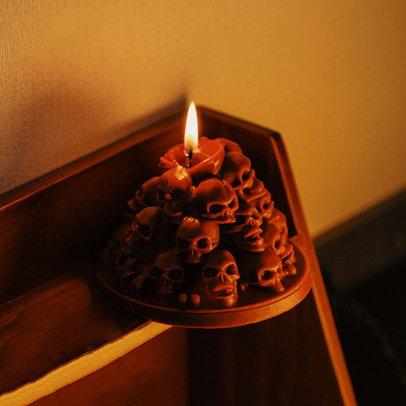 Skull tower low temperature candle