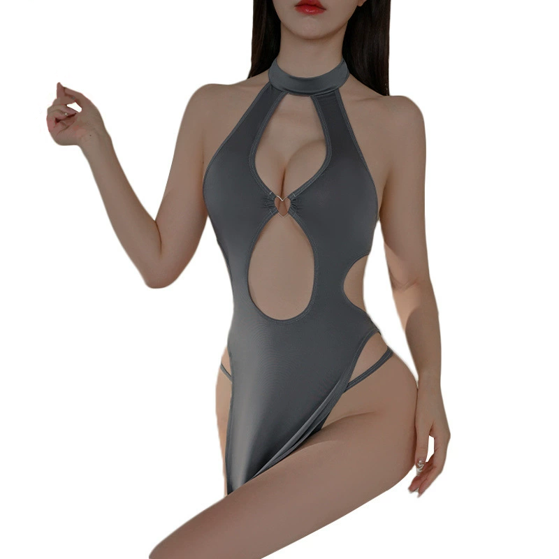 Hollow heart strap nightdress