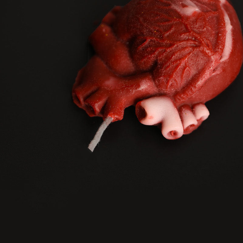 Simulation heart-shaped low-temperature candle