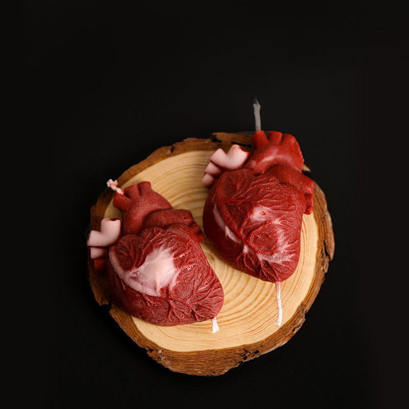 Simulation heart-shaped low-temperature candle