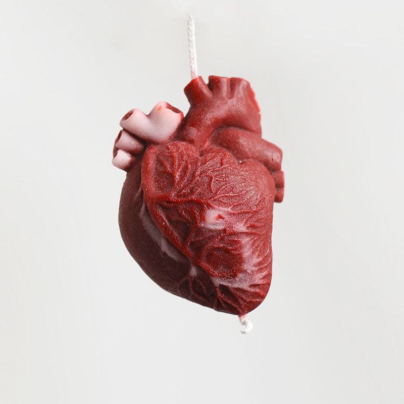 Simulation heart-shaped low-temperature candle
