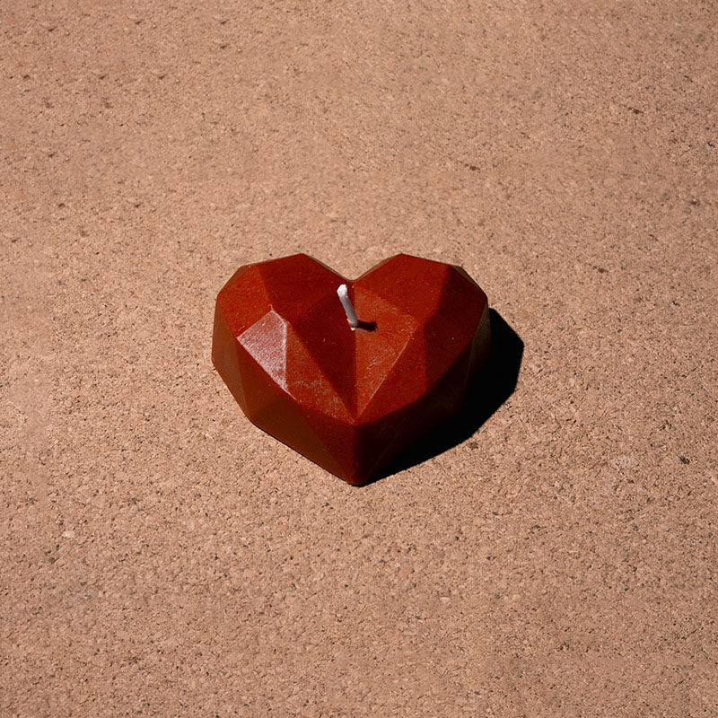Diamond love low temperature candle