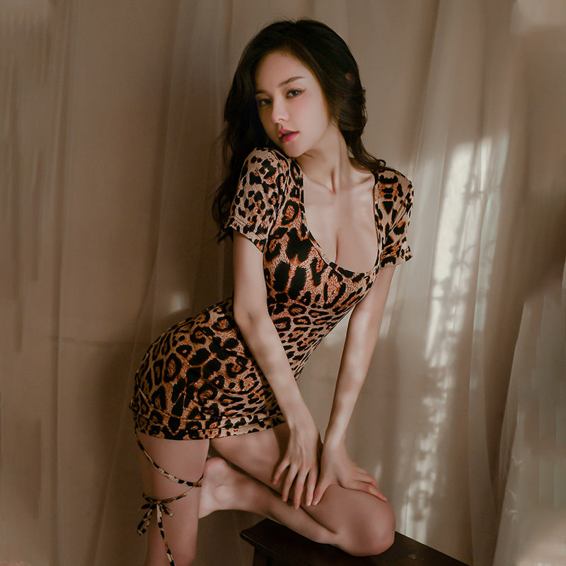 Leopard print backless sexy lingerie