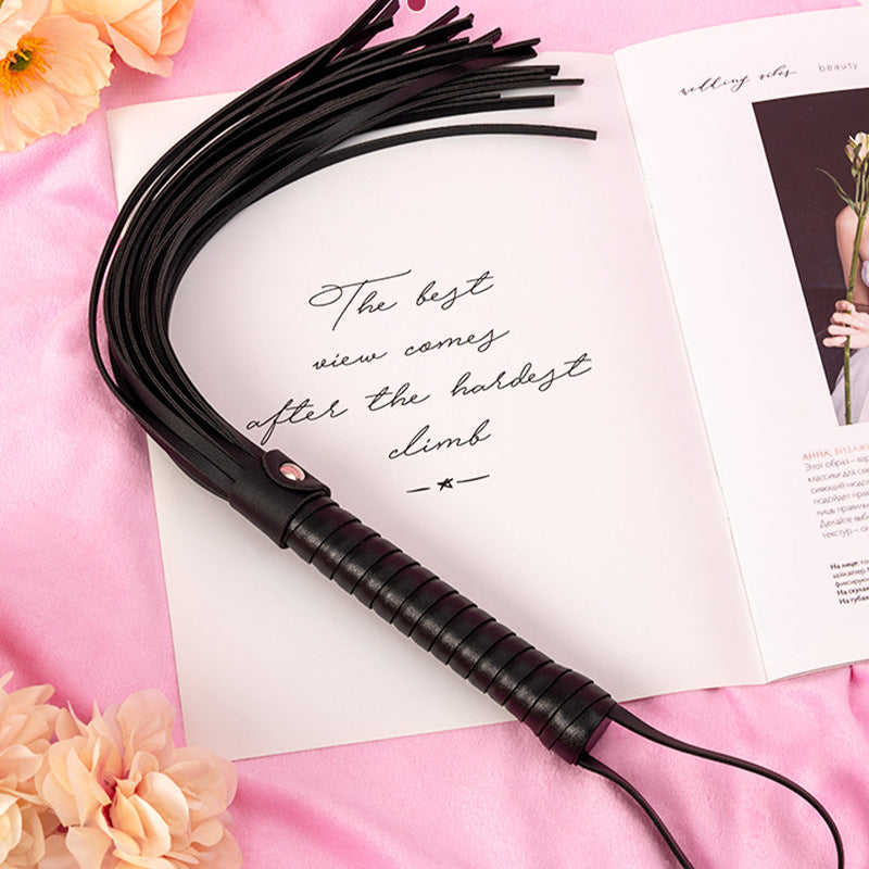BDSM Luxurious Leather whip