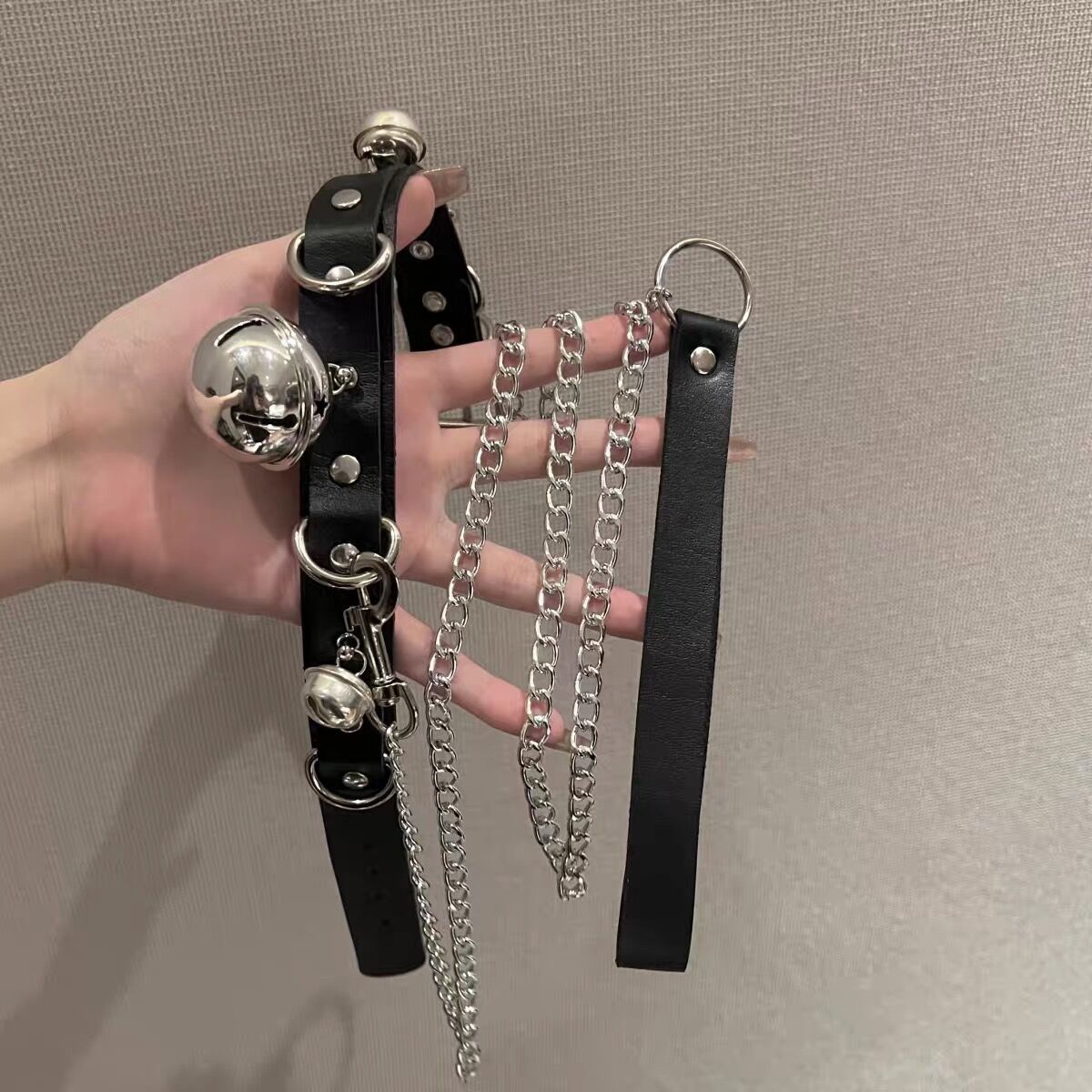 Collars with chains in various styles