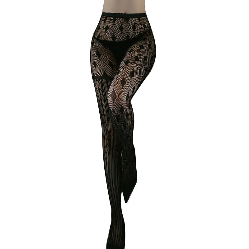 Square asymmetric fishnet stockings