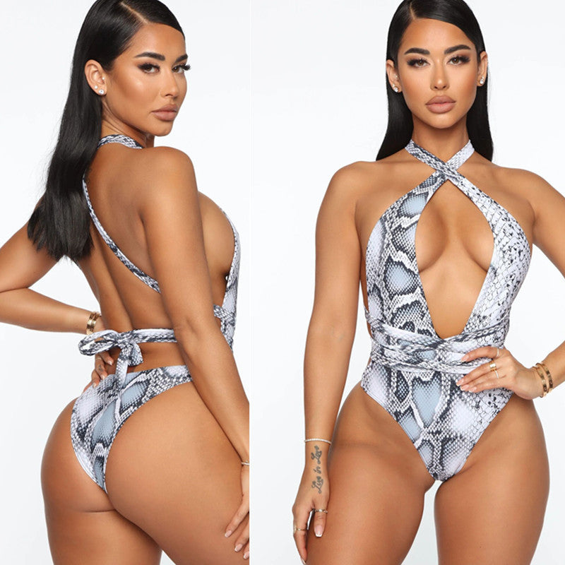 One-piece swimsuit with straps